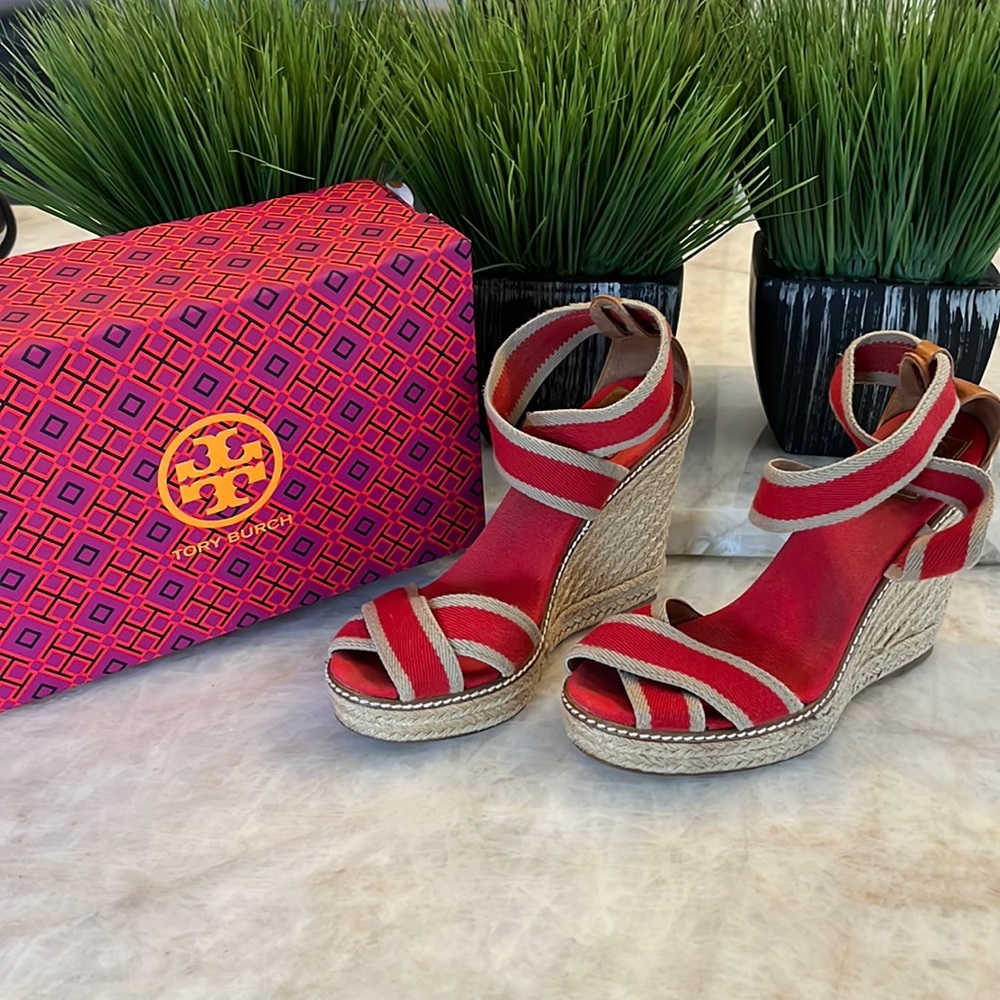 Tory Burch wedge sandals 38 or size 8